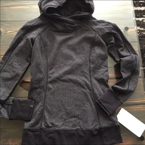 NWT Lululemon Think Fast Hoodie size 6 - Picture 2 of 8
